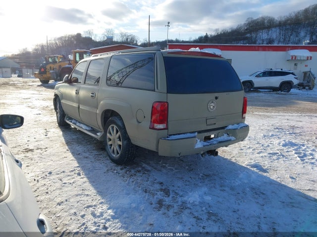 2004 CADILLAC ESCALADE ESV 3GYFK66N74G298276 Photo 2