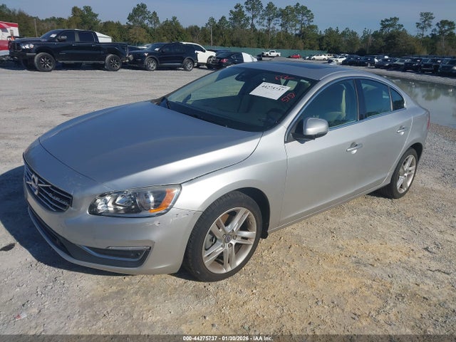 2015 VOLVO S60 YV140MFKXF2337557 Photo 1