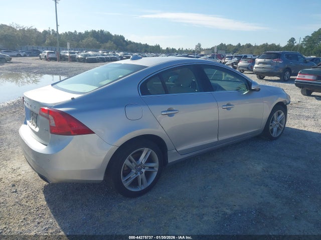 2015 VOLVO S60 YV140MFKXF2337557 Photo 3