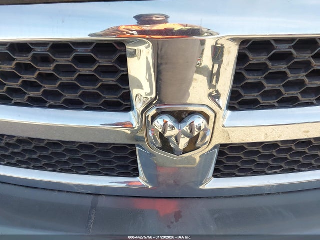 2018 RAM 1500 1C6RR7GG7JS307090 Photo 5