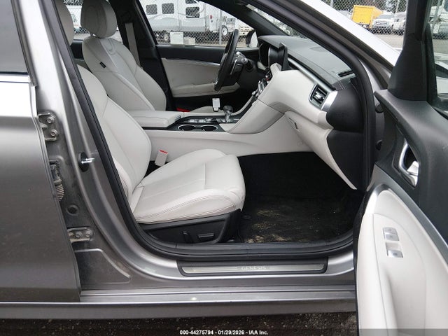 KMTG34SC2SU156381 Genesis G70 2.5t Rwd