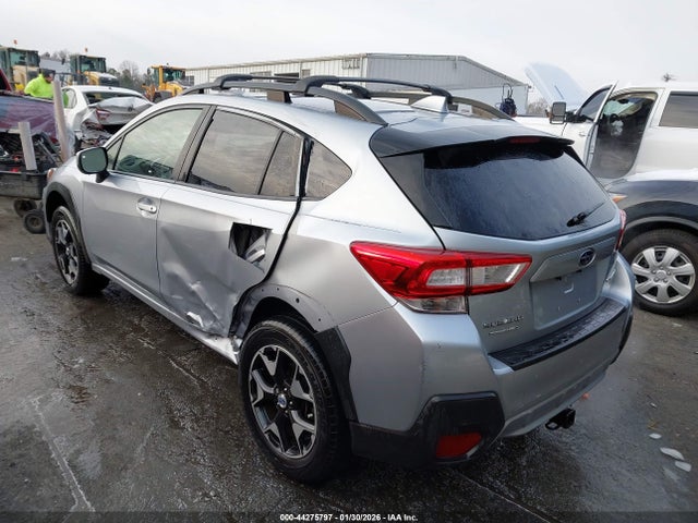 2018 SUBARU CROSSTREK JF2GTADCXJH288775 Photo 2