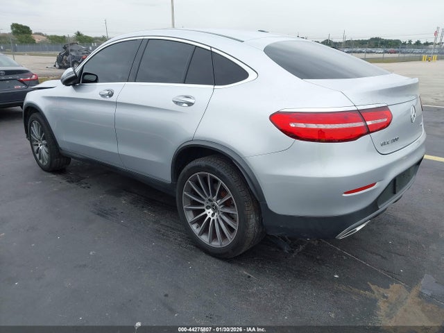 2019 MERCEDES-BENZ GLC 300 COUPE WDC0J4KB9KF542081 Photo 2