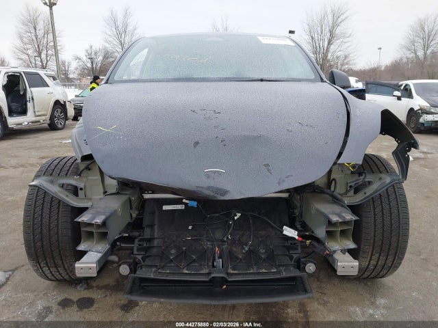 44275880 :رقم المزاد ، 7SAYGDEE8RA300958 vin ، 2024 Tesla Model Y Long Range Dual Motor All-wheel Drive مزاد بيع