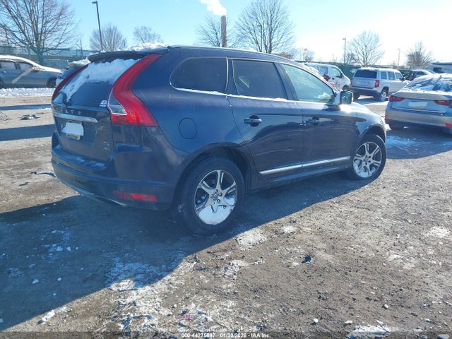 2015 VOLVO XC60 YV4902RK2F2745463 Photo 3