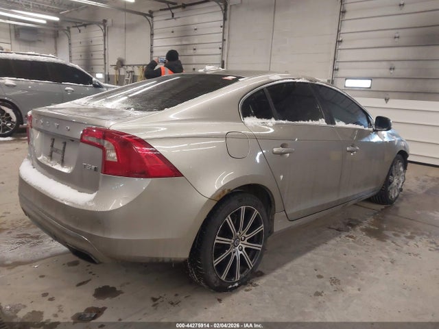 2016 VOLVO S60 INSCRIPTION LYV612TK9GB096580 Photo 3
