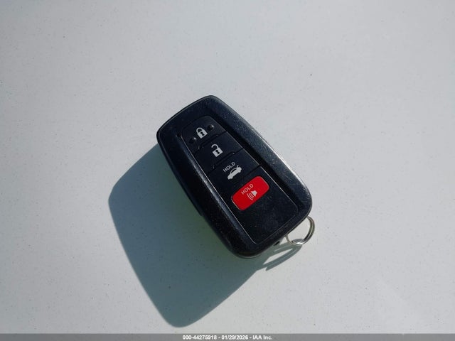 4T1C31AK2RU631554 Toyota Camry Hybrid Le