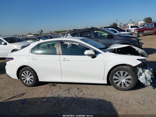 4T1C31AK2RU631554 Toyota Camry Hybrid Le