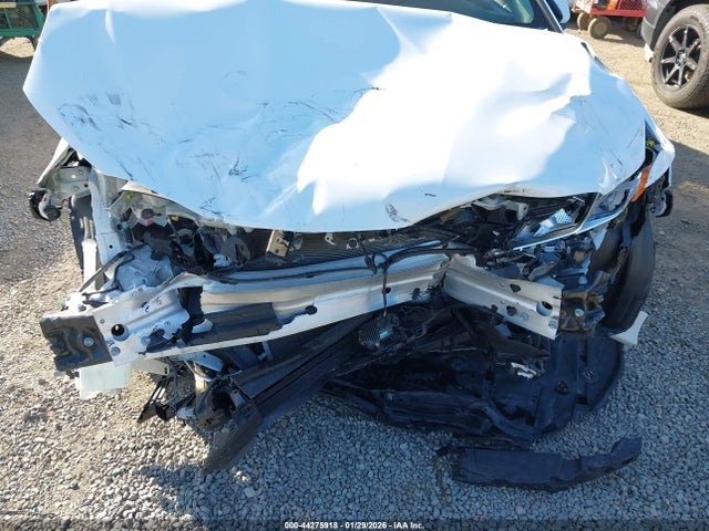 4T1C31AK2RU631554 Toyota Camry Hybrid Le