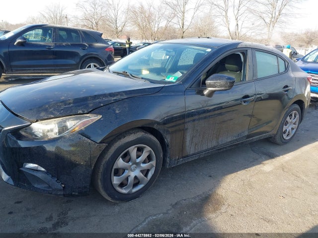 JM1BM1U76E1132482 Mazda Mazda3 I Sport