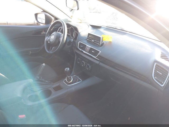 JM1BM1U76E1132482 Mazda Mazda3 I Sport