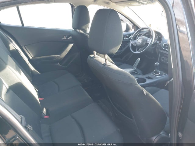 JM1BM1U76E1132482 Mazda Mazda3 I Sport