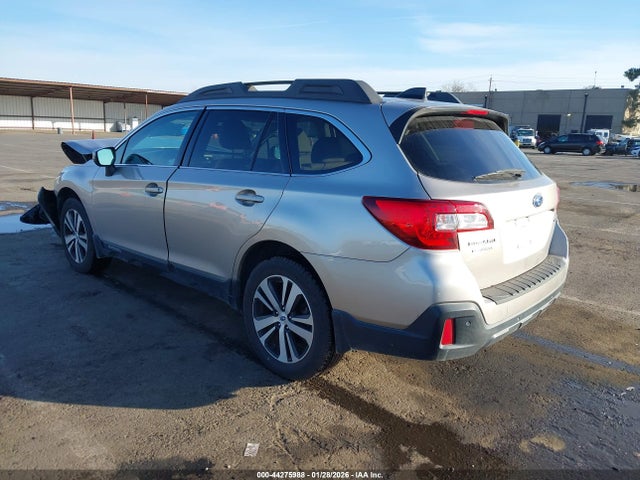 4S4BSANC8K3242737 Subaru Outback 2.5i Limited