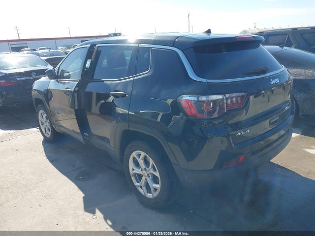 Jeep Compass Sport 4x4 2024 3C4NJDAN8RT175505 Image 3