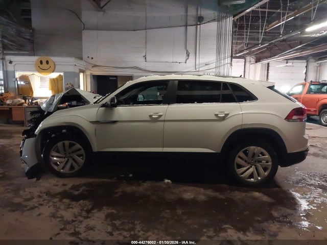 44276002 :رقم المزاد ، 1V2KE2CA1NC205809 vin ، 2022 Volkswagen Atlas Cross Sport 3.6l V6 Se W/technology مزاد بيع