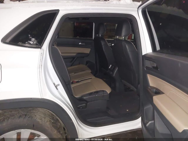 2022 VOLKSWAGEN ATLAS CROSS SPORT 1V2KE2CA1NC205809 Photo 7