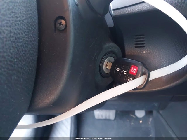 5YFBURHE3JP823479 Toyota COROLLA SE