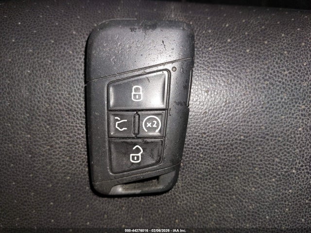 44276016 :رقم المزاد ، 3VWCB7BU0LM035670 vin ، 2020 Volkswagen Jetta 1.4t R-line/1.4t S/1.4t Se مزاد بيع