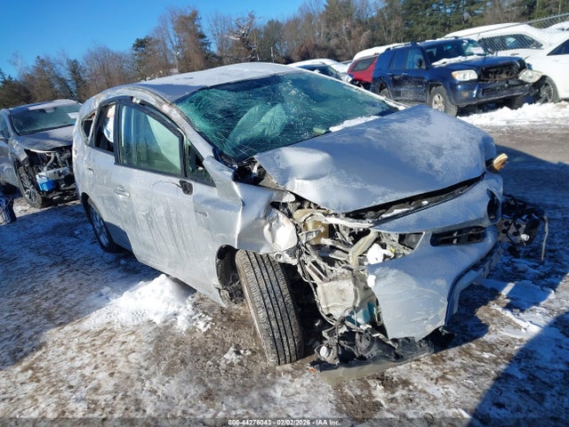 2015 TOYOTA PRIUS V JTDZN3EU5FJ027669