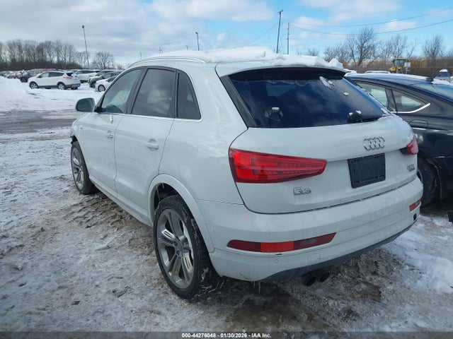 2018 AUDI Q3 WA1JCCFS7JR017648 Photo 2