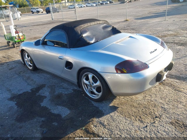 1998 PORSCHE BOXSTER WP0CA2987WU621333 Photo 2