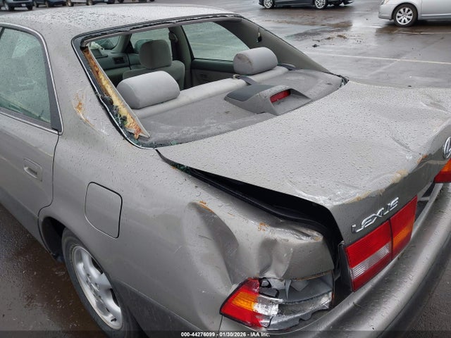 44276099 :رقم المزاد ، JT8BF28G1X5068288 vin ، 1999 Lexus Es 300 مزاد بيع
