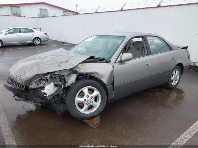 44276099 :رقم المزاد ، JT8BF28G1X5068288 vin ، 1999 Lexus Es 300 مزاد بيع