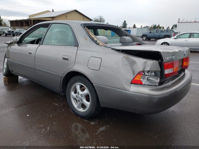 44276099 :رقم المزاد ، JT8BF28G1X5068288 vin ، 1999 Lexus Es 300 مزاد بيع