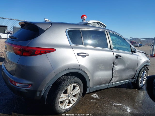 2017 Kia Sportage Lx მანქანა იყიდება აუქციონზე, vin: KNDPMCAC4H7296026, აუქციონის ნომერი: 44276102