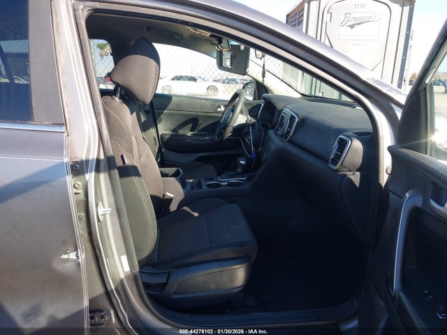 2017 Kia Sportage Lx მანქანა იყიდება აუქციონზე, vin: KNDPMCAC4H7296026, აუქციონის ნომერი: 44276102