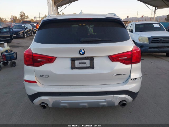 5UXTR7C56KLF23805 BMW X3 Sdrive30i