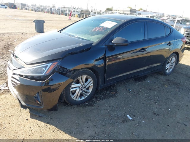 Hyundai Elantra Value Edition 2019 5NPD84LF3KH426921 Image 2