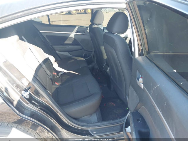 Hyundai Elantra Value Edition 2019 5NPD84LF3KH426921 Image 8