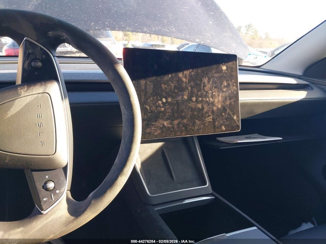 2026 TESLA MODEL Y 7SAYGDEE7TA414327 Photo 6