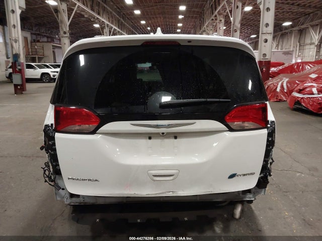 Продаж на аукціоні авто 2020 Chrysler Pacifica Hybrid Limited, vin: 2C4RC1N7XLR199482, номер лоту: 44276286