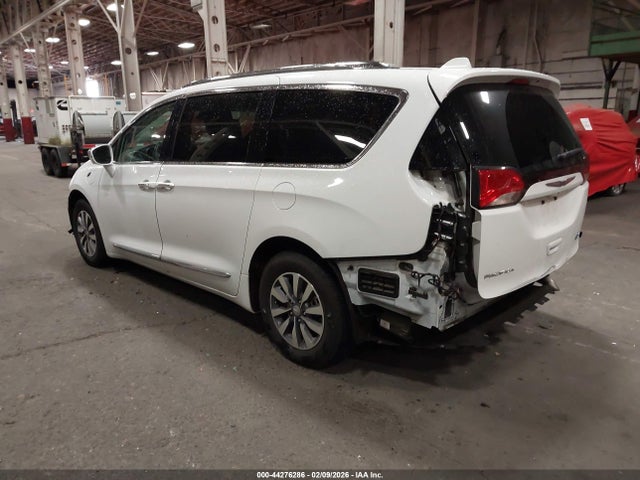 Продаж на аукціоні авто 2020 Chrysler Pacifica Hybrid Limited, vin: 2C4RC1N7XLR199482, номер лоту: 44276286