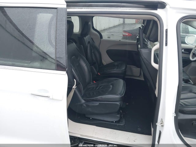Продаж на аукціоні авто 2020 Chrysler Pacifica Hybrid Limited, vin: 2C4RC1N7XLR199482, номер лоту: 44276286