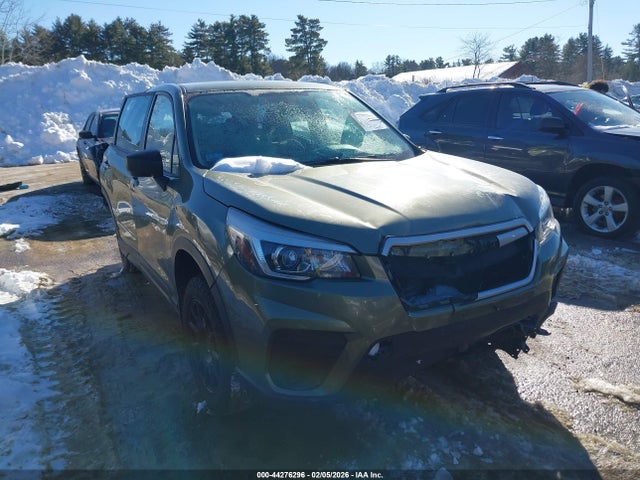 Subaru Forester 2019 JF2SKAAC0KH570555 Image 12