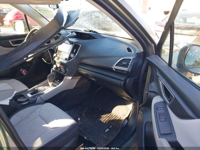 Subaru Forester 2019 JF2SKAAC0KH570555 Image 5