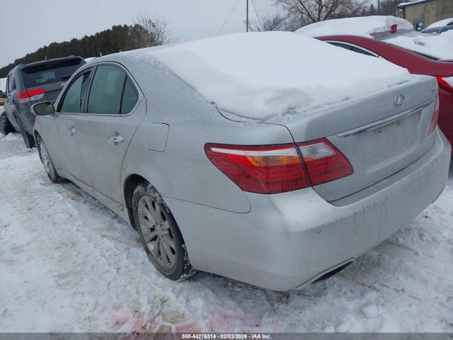 2011 LEXUS LS 460 JTHCL5EF3B5011920 Photo 2