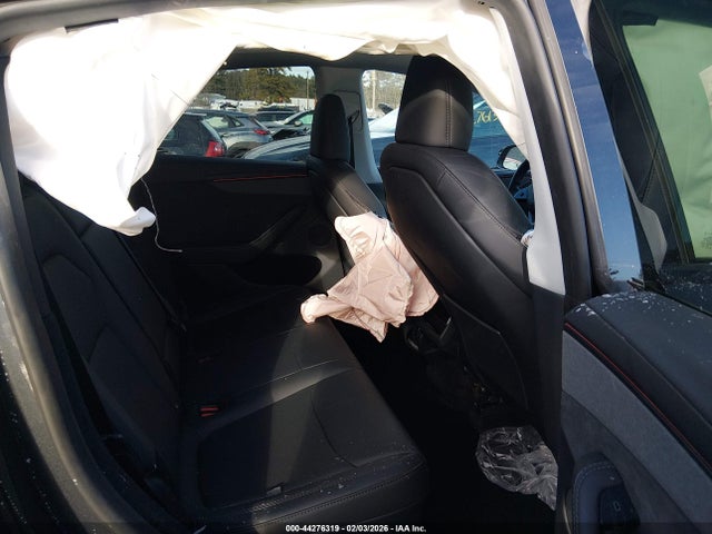 Продаж на аукціоні авто 2026 Tesla Model Y Long Range Launch Series/premium All-wheel Drive, vin: 7SAYGDEEXTA384806, номер лоту: 44276319