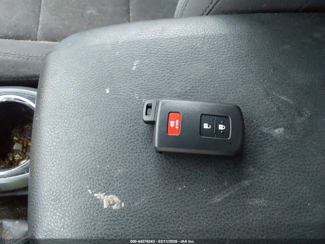 3TMAZ5CN1JM070393 Toyota Tacoma Trd Sport