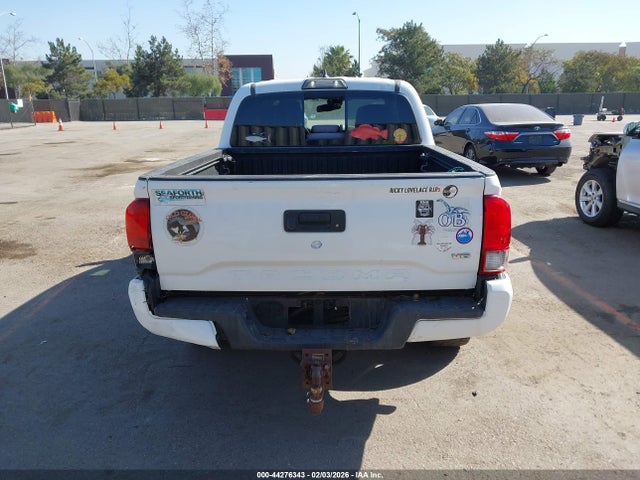 3TMAZ5CN1JM070393 Toyota Tacoma Trd Sport