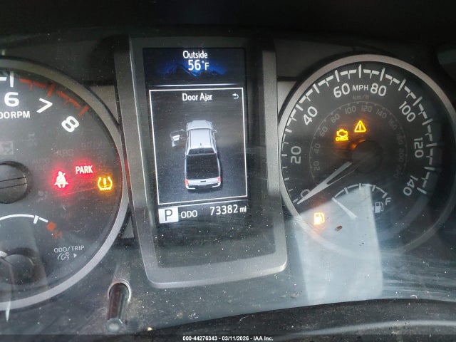 3TMAZ5CN1JM070393 Toyota Tacoma Trd Sport