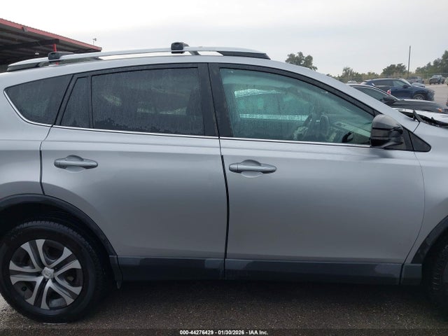 Toyota RAV4 LE 2016 2T3ZFREV3GW302032 Image 14