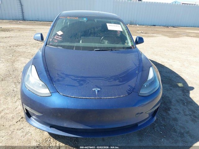 2022 Tesla Model 3 Long Range Dual Motor All-wheel Drive მანქანა იყიდება აუქციონზე, vin: 5YJ3E1EB7NF122796, აუქციონის ნომერი: 44276453