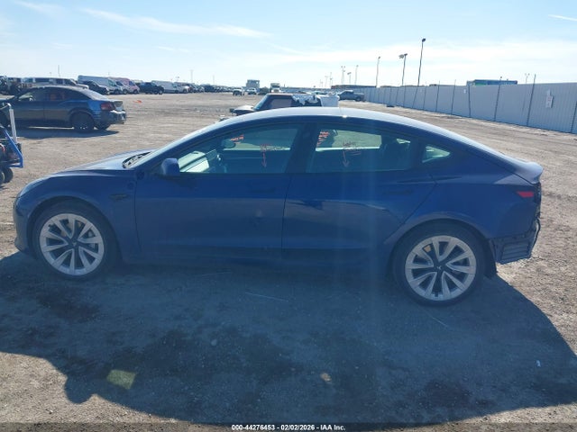 2022 Tesla Model 3 Long Range Dual Motor All-wheel Drive მანქანა იყიდება აუქციონზე, vin: 5YJ3E1EB7NF122796, აუქციონის ნომერი: 44276453