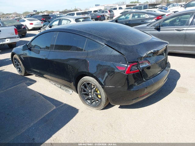 2023 TESLA MODEL 3 5YJ3E1EA5PF426168 Photo 2