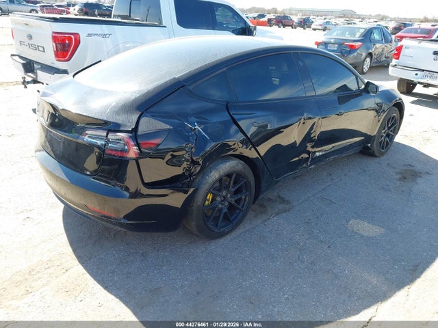 2023 TESLA MODEL 3 5YJ3E1EA5PF426168 Photo 3