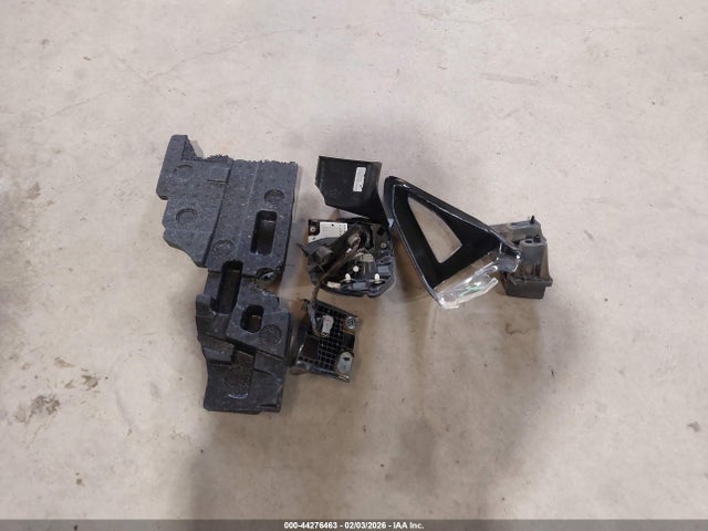 2020 Subaru Outback Premium მანქანა იყიდება აუქციონზე, vin: 4S4BTACC4L3127358, აუქციონის ნომერი: 44276463